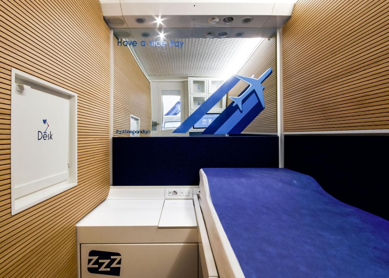 Resting Pods - Zzzleepandgotrn Torino Airport Hotel Caselle Torinese Exterior photo